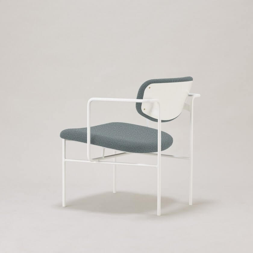 Crank lounge chair